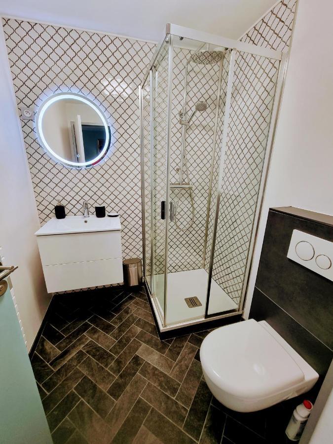 2 Appt Medielounge Ou Medieold, Parking Vue Magnifique Par Beds76 ルーアン エクステリア 写真